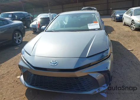 2025 Toyota Camry Se z USA, uszkodzony, nr VIN 4T1DAACK4SU596366